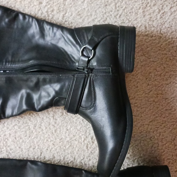 Easy Street Plus Plus Wide Calf Boots - Picture 4 of 5